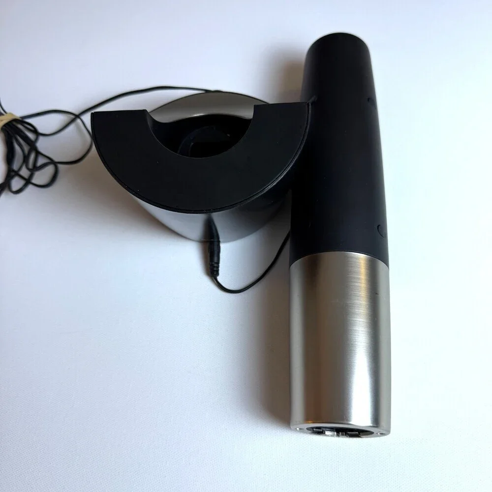 Cuisinart Cordless Electric Wine Opener with Foil Cutter & Charging Base CWO-48